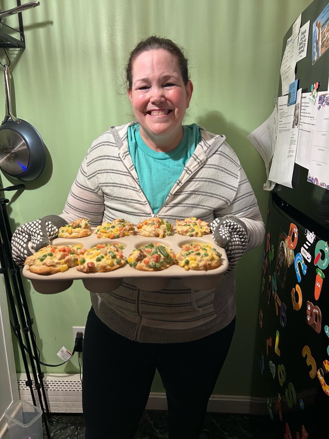 Mini Chicken Pot Pies for Busy Nights 🥧